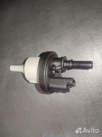 Клапан вентиляции топливного бака renault