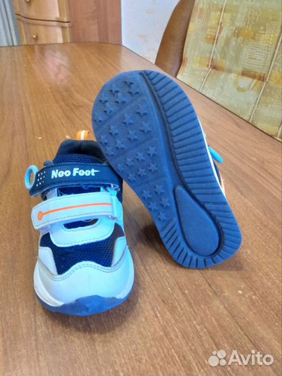 Кроссовки для мальчика р. 23