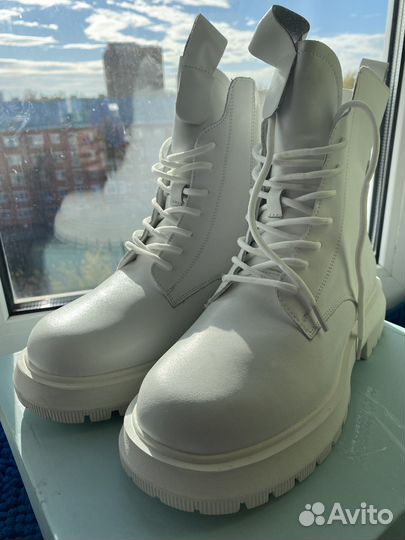 Ботинки женские зимние 39 размера новые
