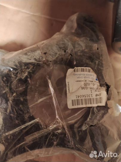 Кулак поворотный передний левый opel astra H