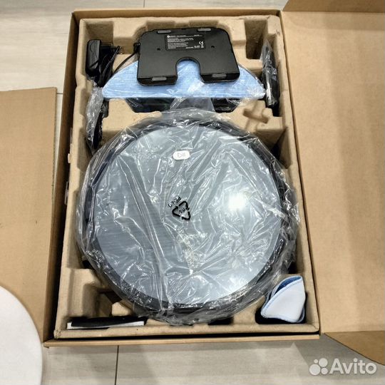 Робот пылесос