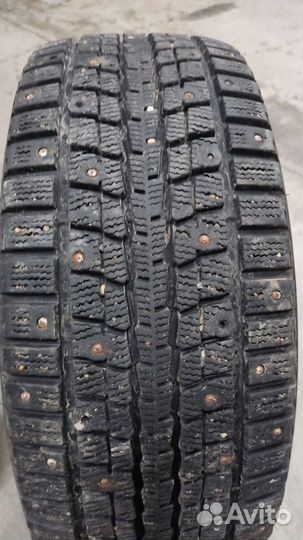 Dunlop SP Winter Ice 01 205/55 R16 94T