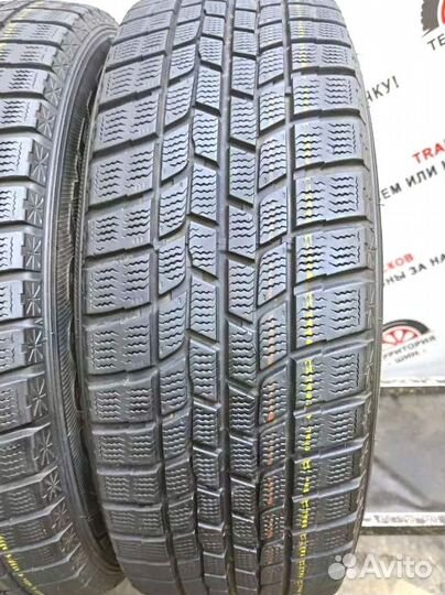 Goodyear Ice Navi 6 215/60 R17 96M