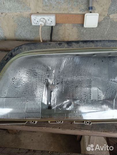 Фара на Мерседес С280
