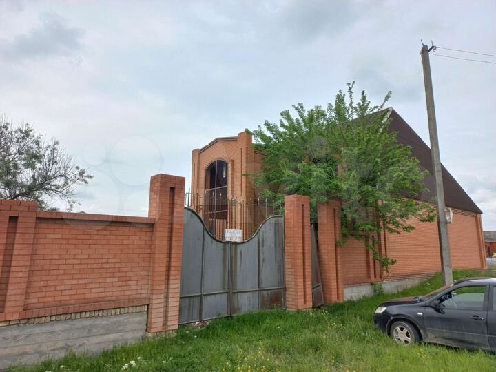 Дом 250 м² на участке 15 сот.