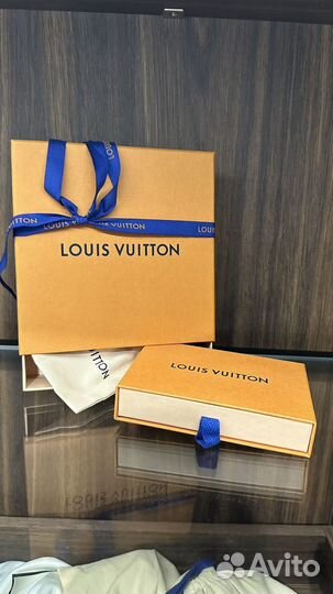 Пакеты и коробки брендовые louis vuitton