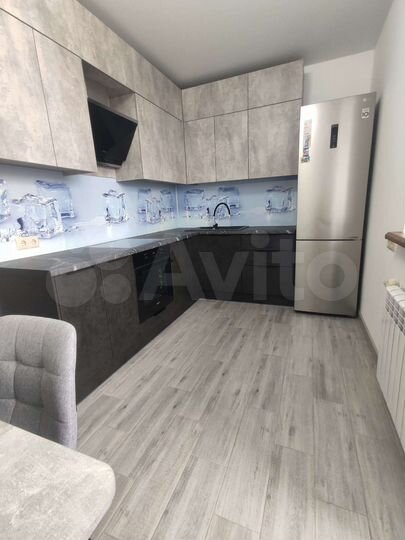 2-к. квартира, 60 м², 9/18 эт.