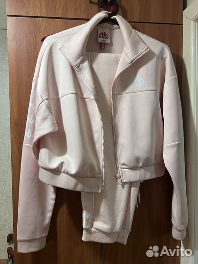 Костюм спортивный