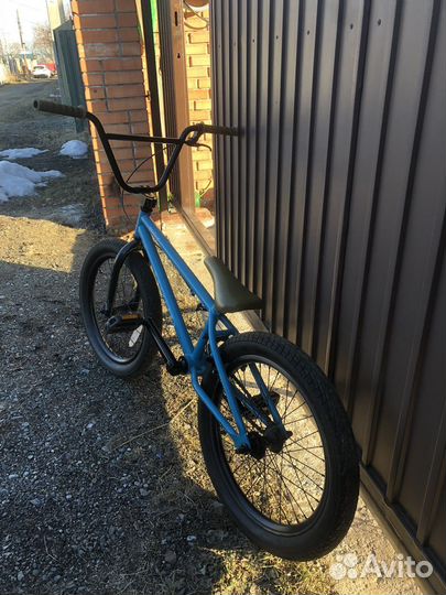 Bmx Revolt blue