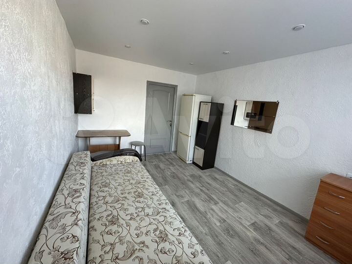 Комната 13 м² в 4-к., 5/5 эт.