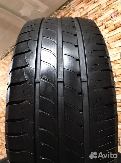 Goodyear EfficientGrip 205/55 R16