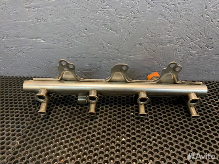 Топливная рейка Audi А4 B7 BWE 2008