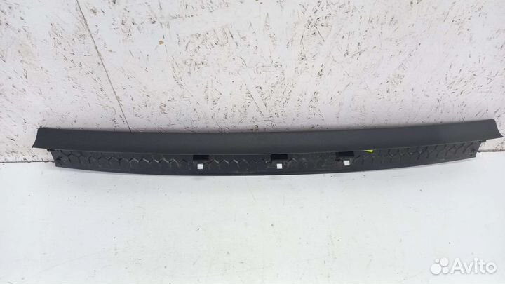 Обшивка багажника верхняя Volkswagen Tiguan 2