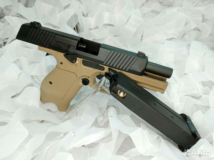 Страйкбольный пистолет пл-15К Kizuna Works (тан)