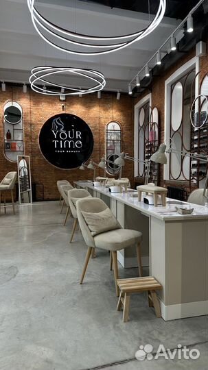 Администратор салона красоты