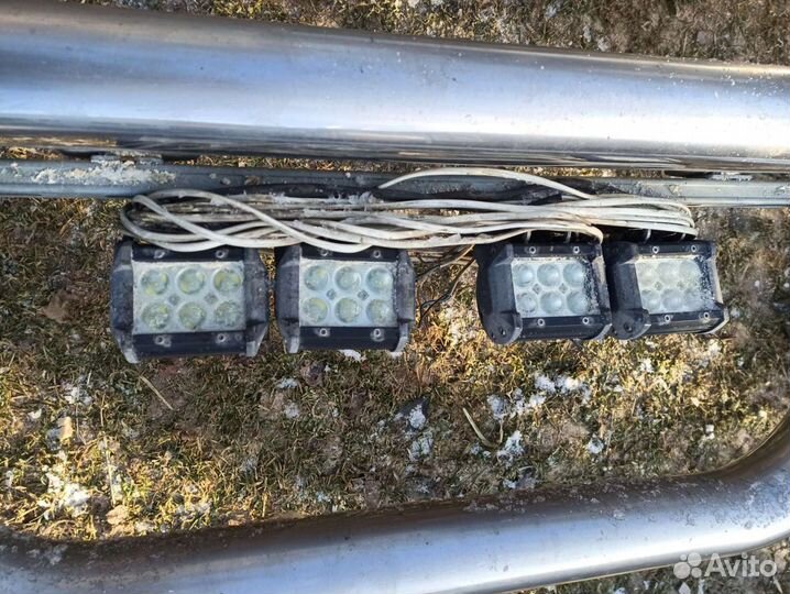 Кенгурятник с фарами на джип