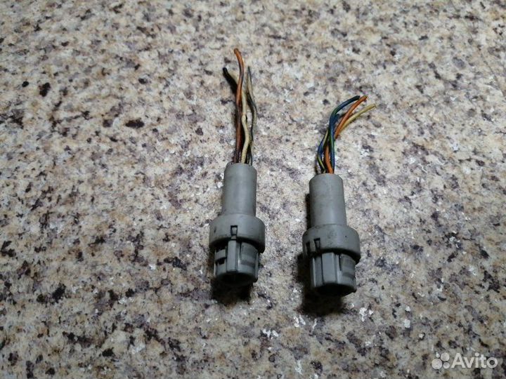 Разъемы стоек Toyota Soarer
