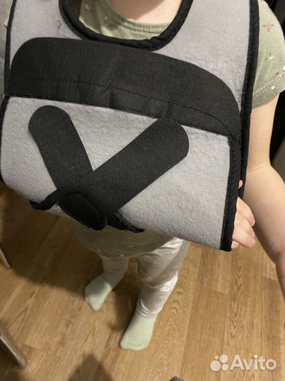 Бандаж при переломе ключицы (повязка Дезо)