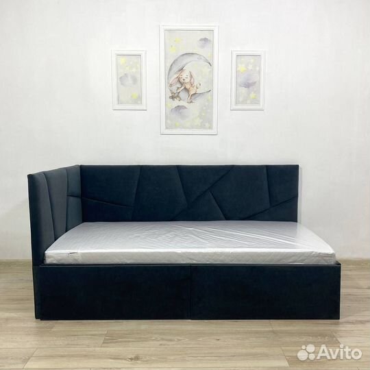 Детская кровать из массива