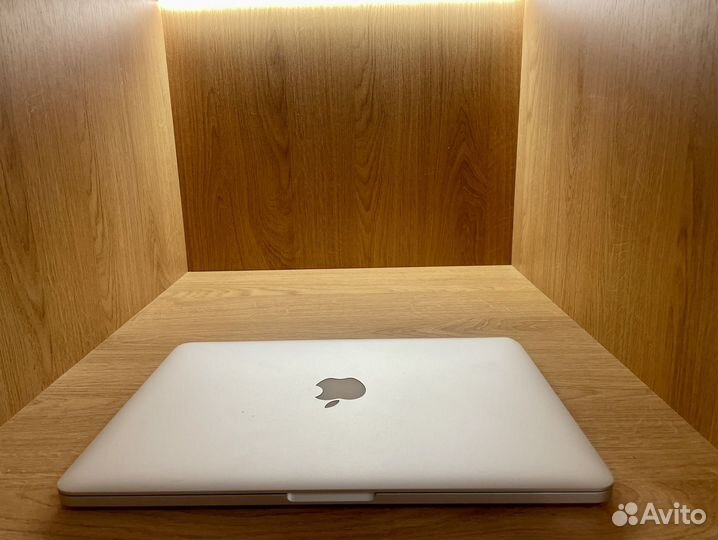 Apple macbook pro 13 2015 retina i5