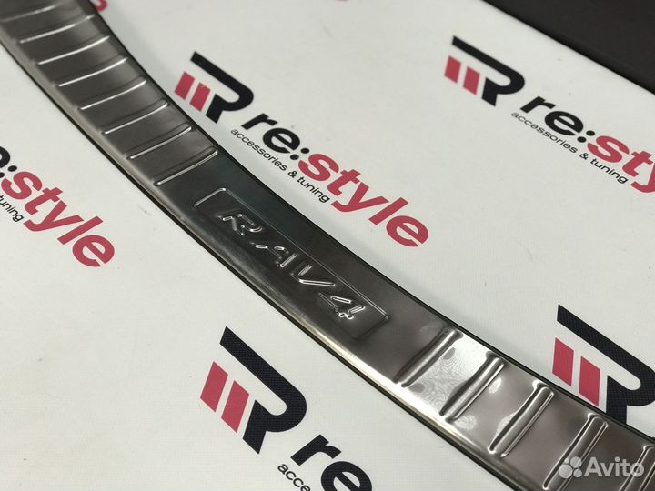 Накладка заднего бампера Toyota Rav4 XA40 2м R385