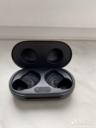 Кейс для Samsung Galaxy Buds+ Plus оригинал