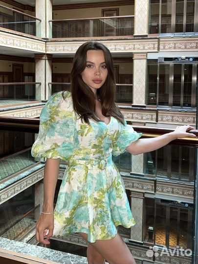 Стилист имиджмейкер