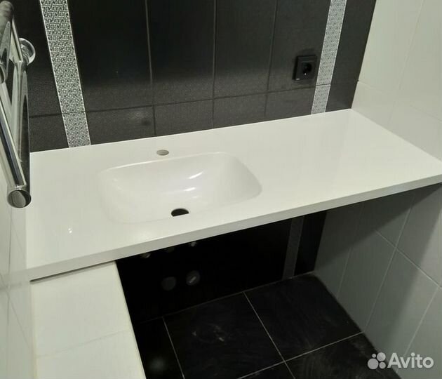 Столешница для ванной из искусственного камня