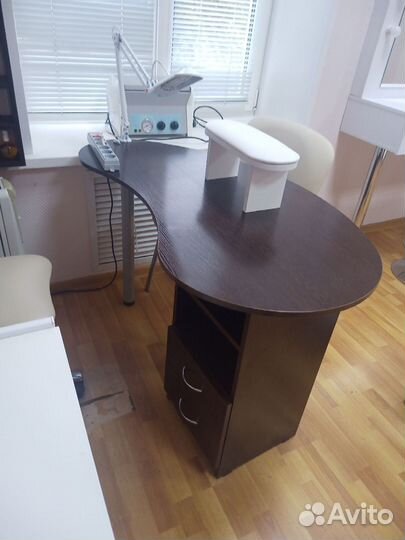 Мебель для салона красоты бу