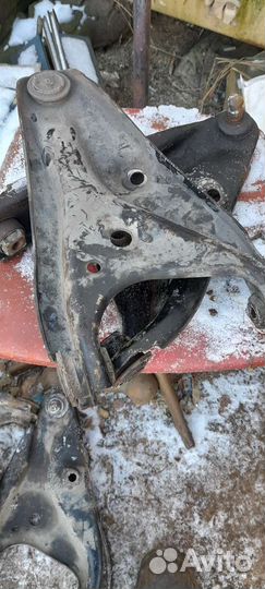 Рычаги на renault logan