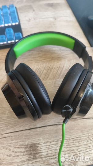 Наушники Edifier g4