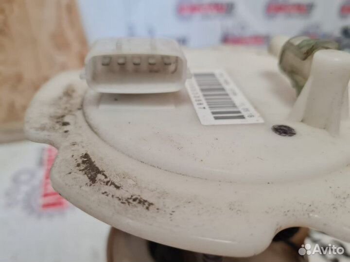 Топливный насос Nissan Serena FC26 MR20DD 2011