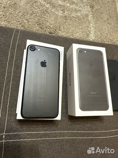 Телефон iPhone 7 128gb