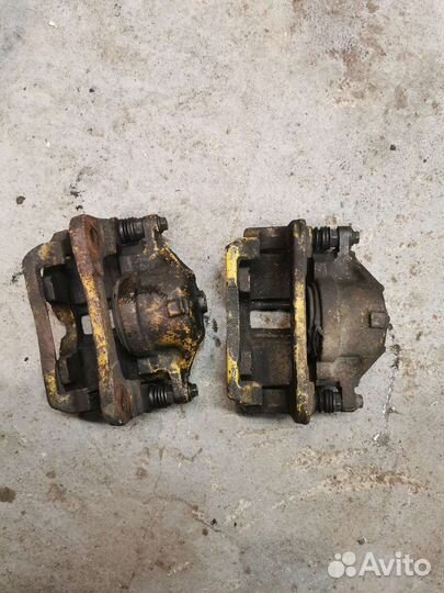 Суппорт газ