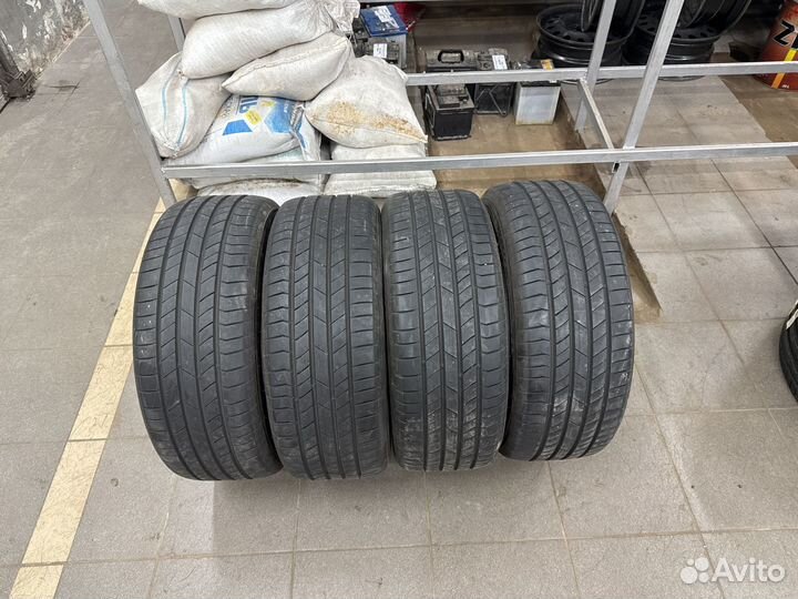 Kumho Ecsta 711 205/55 R16 91V