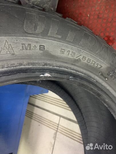 Goodyear Ultragrip Ice Arctic 215/55 R17