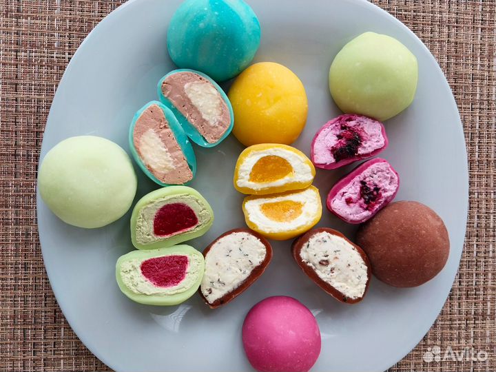 Японский десерт моти (Mochi) Пирожное дайфуку