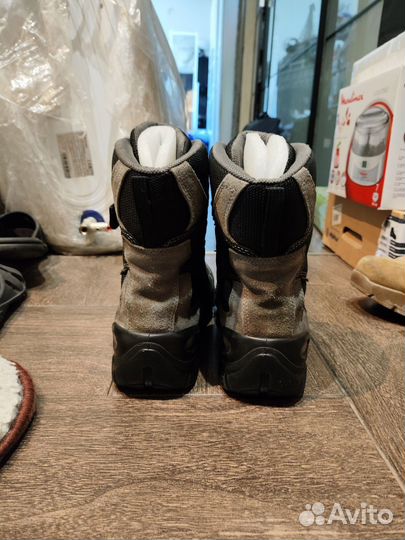 Ботинки ecco 39 размер