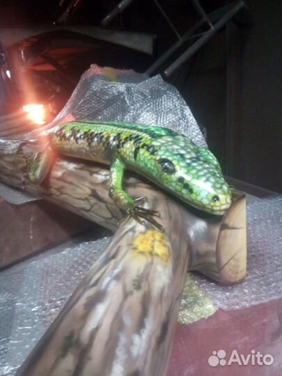 Ящерка (ковка) для интерьера и дачи. Ручная работ