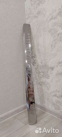 Молдинг на заднюю дверь Тойота Ланд Круйзер 200