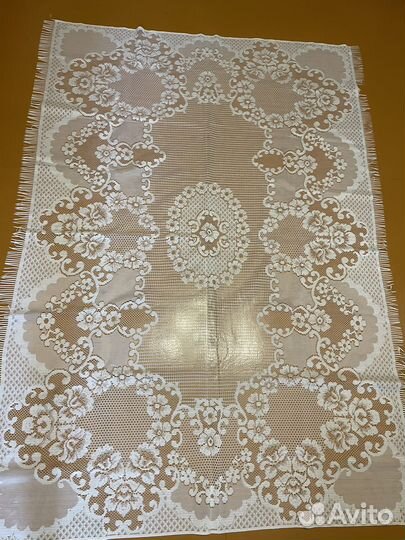 Скатерть кружевная 113*167см