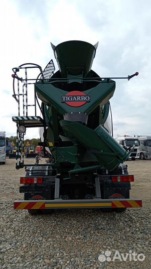 Автобетоносмеситель Howo V10, 2024