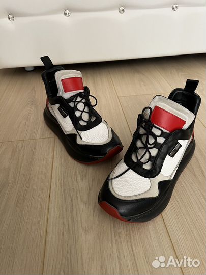 Демисезонные ботинки 39