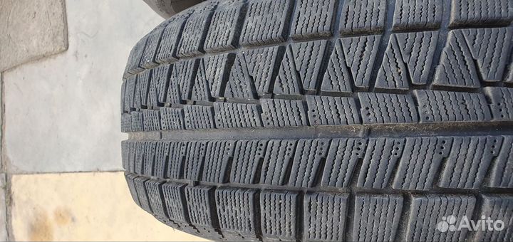 Bridgestone Blizzak Revo GZ 205/60 R16 92S