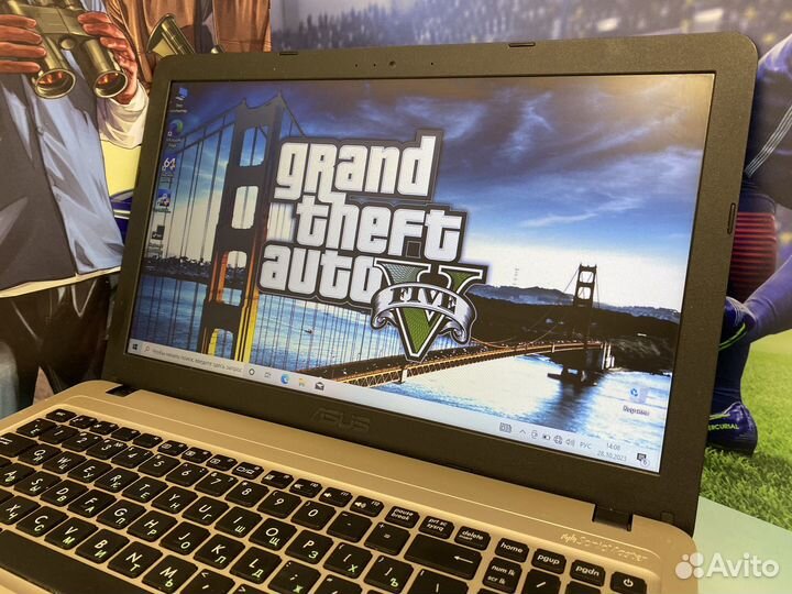 Мощный Ноутбук Asus 4 ядра/SSD 256gb/Intel/4gb