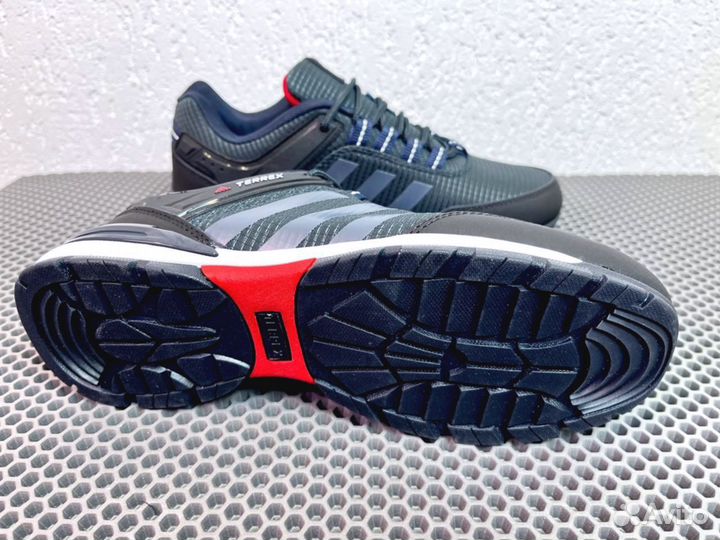 Кроссовки Adidas Terrex lux