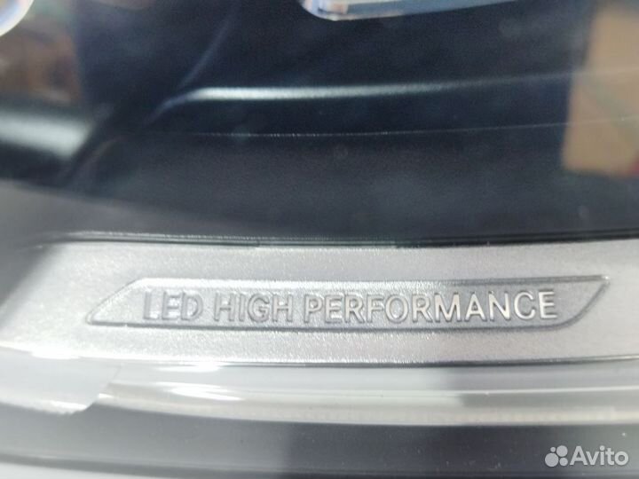 Фара левая GLC