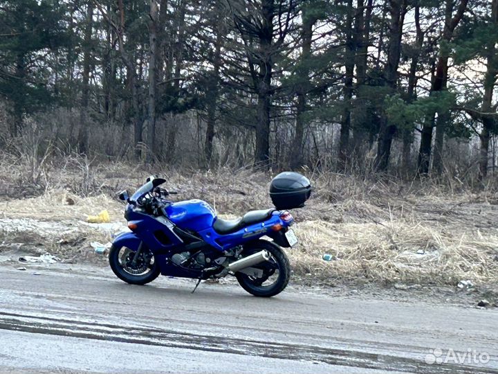 Kawasaki zzr400-2