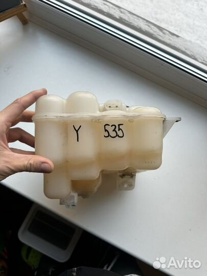 Бачок охлаждающей жидкости touareg