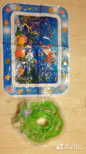 Развивающий коврик и круг для плавания